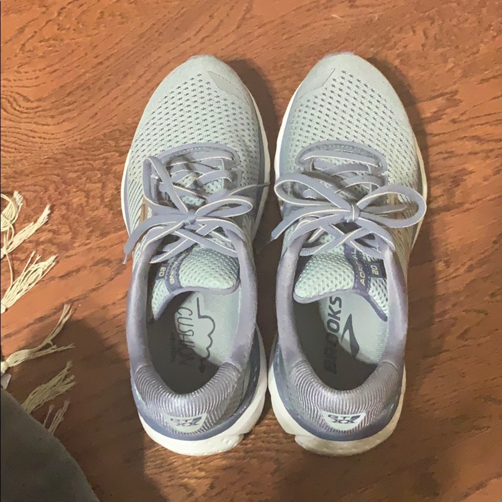 Brooks GTS 20